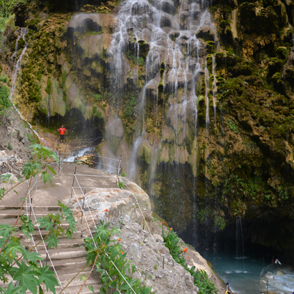 BALNEARIOS EN IXMIQUILPAN GRUTAS TOLANTONGO