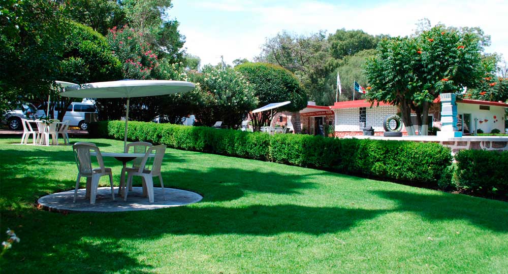 Balneario Tzindejéh